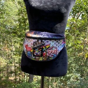 NWT CITY BAGS LAS VEGAS FANNY PACK/CROSSBODY